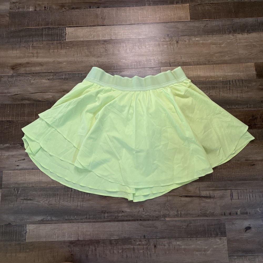 Lululemon Court Rival High Rise Perforated Skirt Skort Size 10 Highlight Yellow